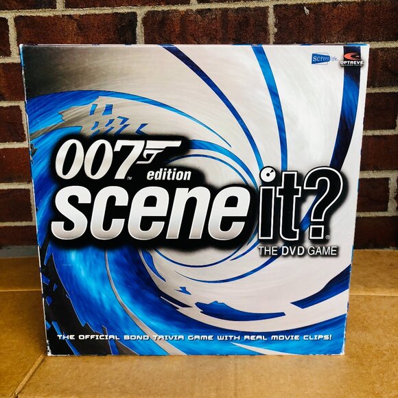 Scene It 007 James Bond DVD Game Trivia Sealed Contents Complete - Picture 1 of 5